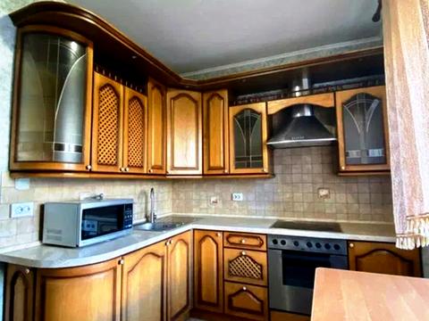 квартира по адресу Александра Мишуги ул., 1/4