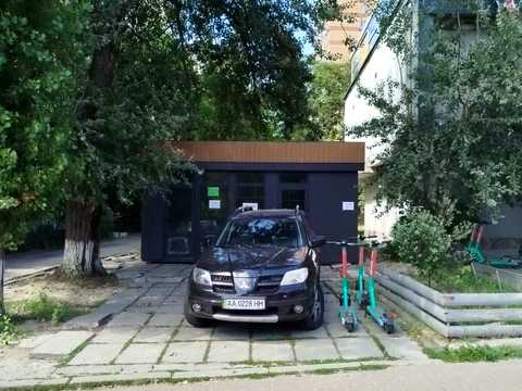 коммерческая по адресу Евгения Коновальца ул. (Щорса), 15