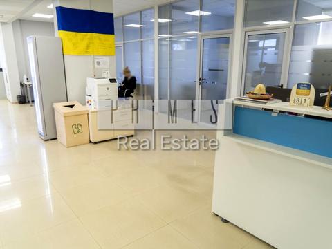 комерційна за адресою Київ, Загорівська вул. (Багговутівська), 23