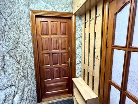 квартира за адресою Космонавтів просп., 11