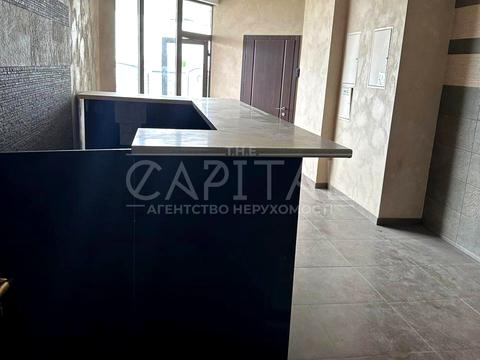 комерційна за адресою Велика Житомирська вул., 20