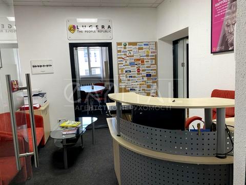 комерційна за адресою Велика Житомирська вул., 8-А