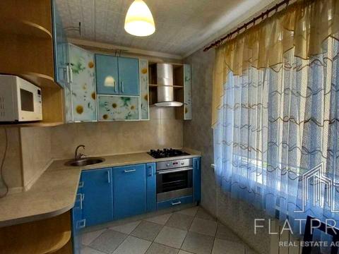 квартира за адресою Приозерна вул., 12