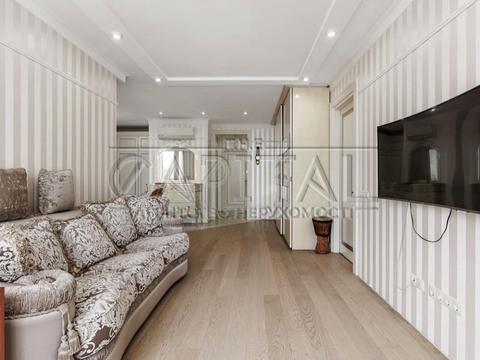 квартира за адресою Джона Маккейна вул. (Івана Кудрі), 7