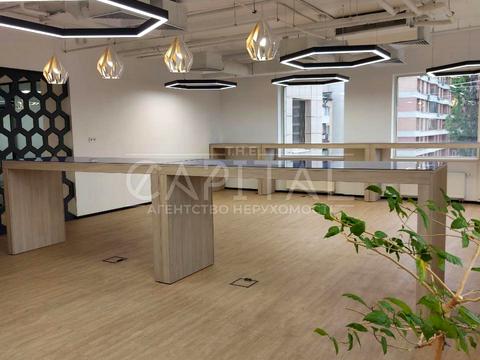 комерційна за адресою Жилянська вул., 75