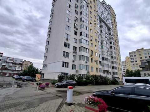 квартира за адресою Владислава Бувалкіна вул. (Бочарова Генерала), 65