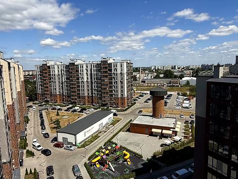 квартира за адресою Домбровського вул., (Будинок 3)