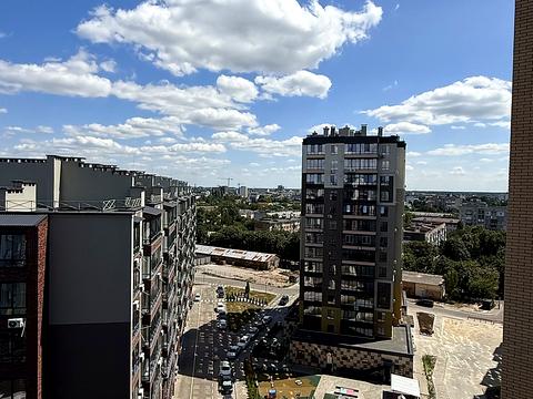 квартира за адресою Домбровського вул., (Будинок 3)