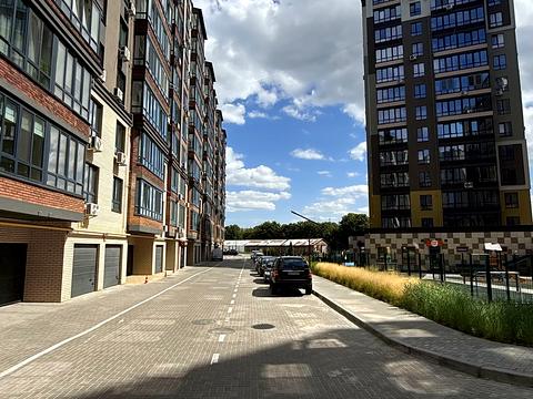 квартира за адресою Домбровського вул., (Будинок 3)