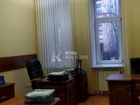 коммерческая по адресу Большая Житомирская ул., 18-А