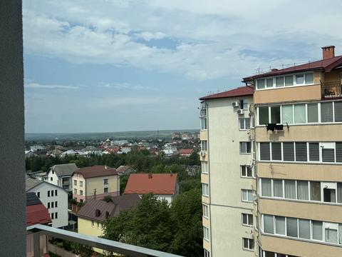 квартира за адресою Олександра Довженка вул., (Будинок 10)
