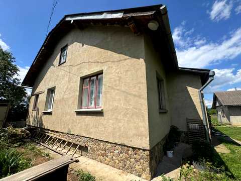 будинок за адресою Новоселів