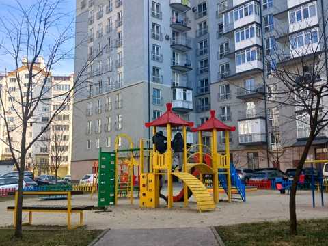 квартира за адресою Володимира Івасюка вул., 7