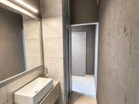 коммерческая по адресу Отакара Яроша ул., 18а
