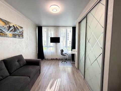 квартира по адресу Салютная ул., (Будинок 02301-02303)