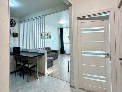 квартира по адресу Салютная ул., (Будинок 02301-02303)