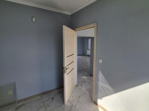 комерційна за адресою смт. Буштино, Головна, 245