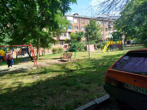 квартира за адресою Морозова вул., 1