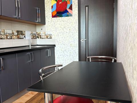 квартира за адресою Абрикосова вул., 5