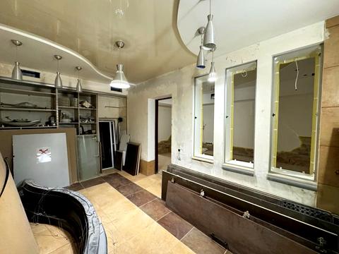 комерційна за адресою Костянтинівська вул., 54