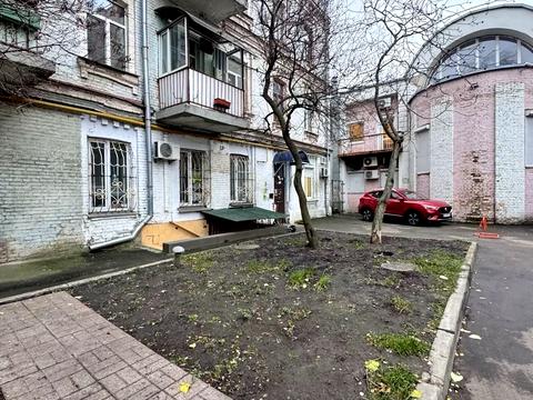 комерційна за адресою Костянтинівська вул., 54