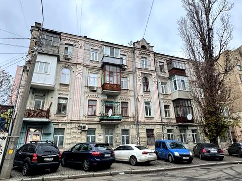 комерційна за адресою Костянтинівська вул., 54