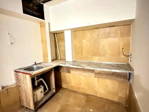 комерційна за адресою Костянтинівська вул., 54