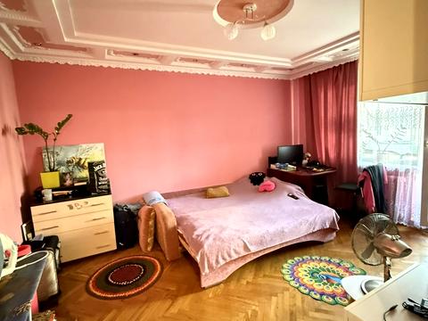 квартира за адресою Гната Хоткевича вул., 56