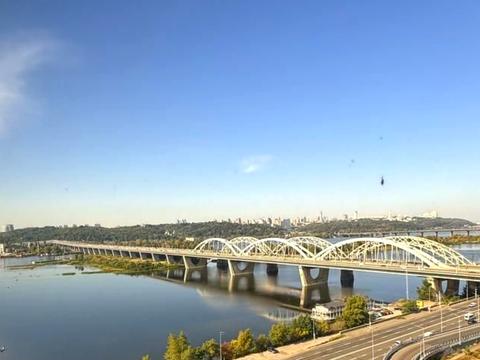 квартира за адресою Дніпровська набережна вул., (Будинок 9)