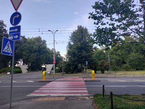 комерційна за адресою Івана Мазепи вул. (Січневого Повстання), 8