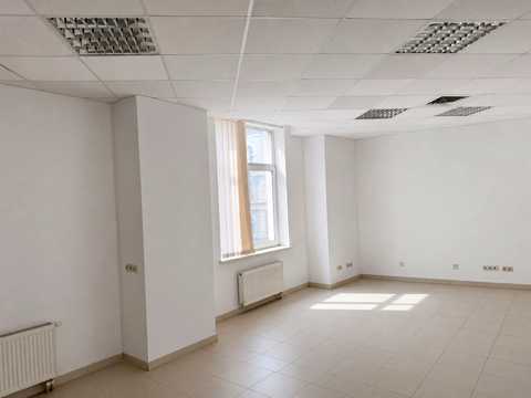 комерційна за адресою Незалежності вул., 34-А