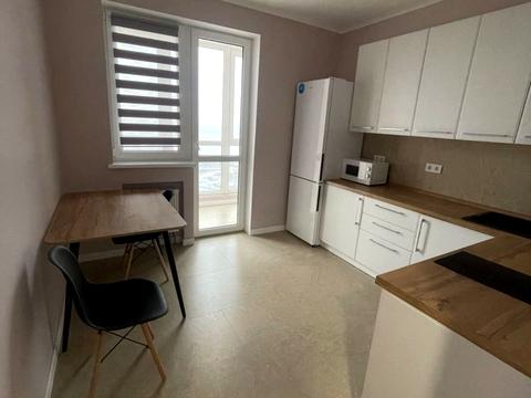 квартира за адресою Ревуцького вул., 40-Б