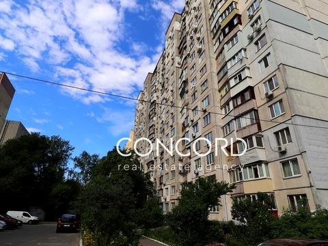 квартира за адресою Голосіївський просп. (40-річчя Жовтня), 15-Б