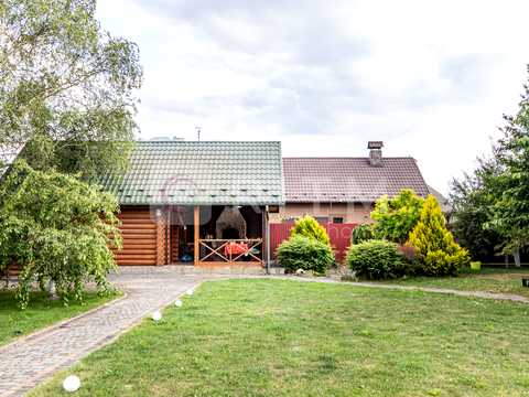 будинок за адресою с. Клузів, Квіткова, 10