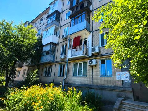 квартира за адресою Оріхуватська вул. (Бурмистенка), 8к2