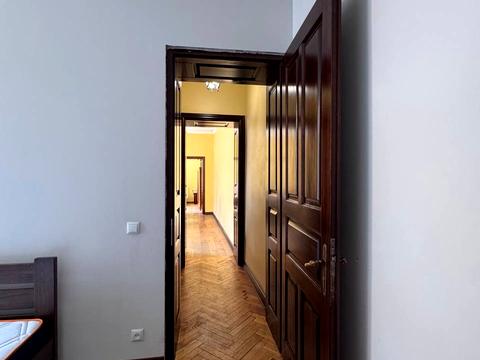 квартира за адресою Івана Франка вул., 4