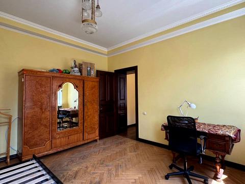 квартира за адресою Івана Франка вул., 4