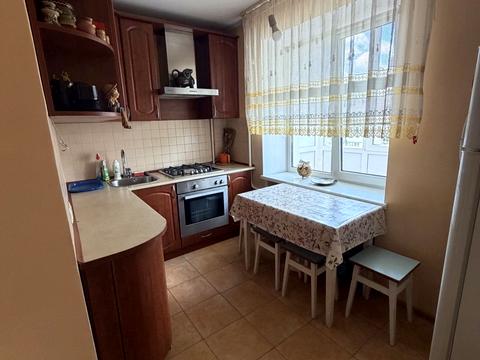квартира за адресою Ялтинська вул., 5-Б