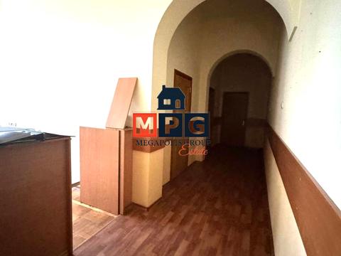 комерційна за адресою Мироносицька вул., 94