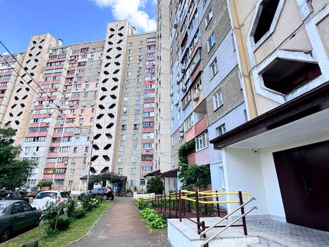 квартира за адресою Анни Ахматової вул., 14-Б
