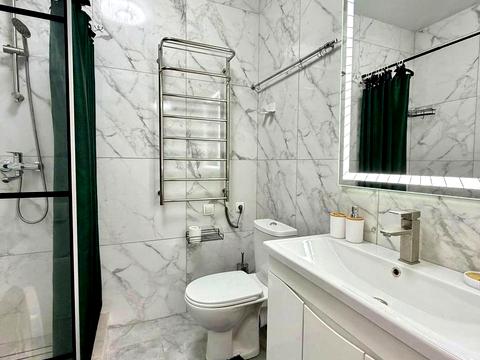 квартира по адресу Салютная ул., (Будинок 02301-02303)