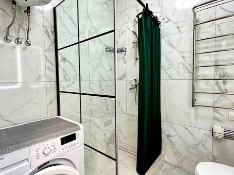 квартира по адресу Салютная ул., (Будинок 02301-02303)