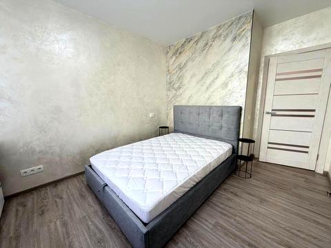 квартира по адресу Салютная ул., (Будинок 02301-02303)