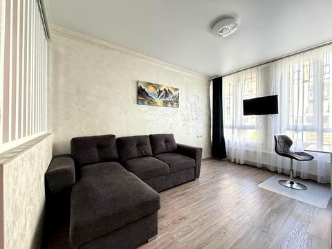 квартира по адресу Салютная ул., (Будинок 02301-02303)