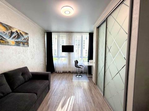 квартира по адресу Салютная ул., (Будинок 02301-02303)