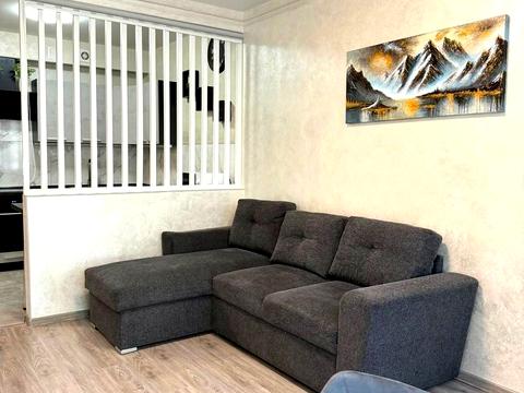 квартира по адресу Салютная ул., (Будинок 02301-02303)