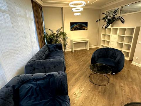 квартира по адресу Кловский спуск, 7a