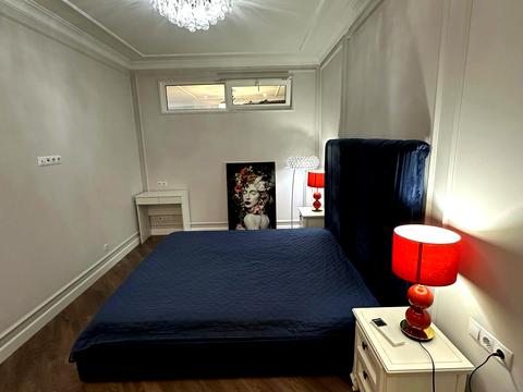 квартира по адресу Кловский спуск, 7a
