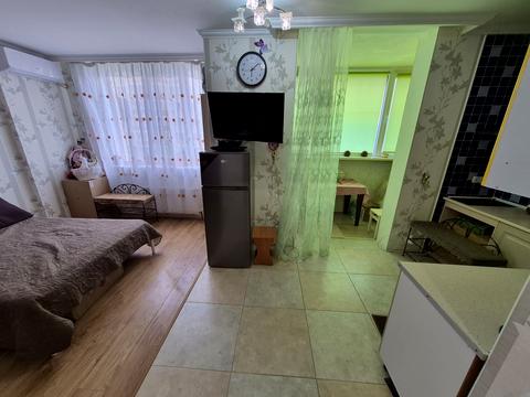 квартира за адресою Захисників України вул. (1-го Травня), 42
