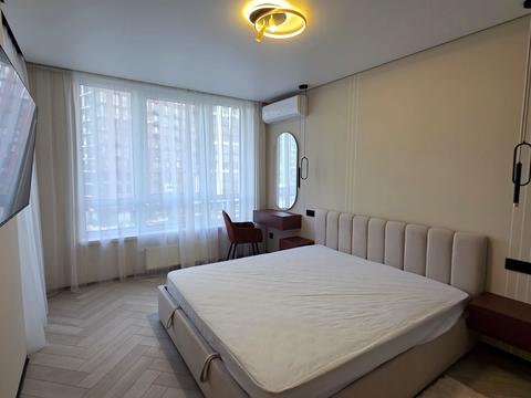 квартира за адресою Віктора Некрасова вул. (Північно-Сирецька), 8